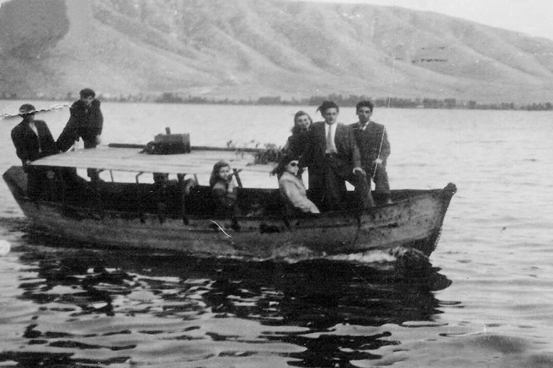 Kastoria Boat - Tourist Ship Olympia